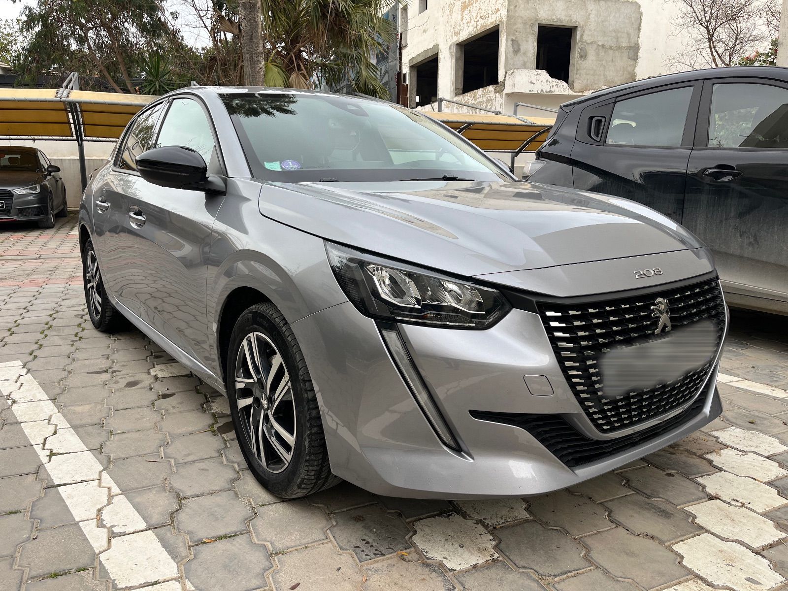 Peugeot 208 Active à Ben Arous - Photo 1