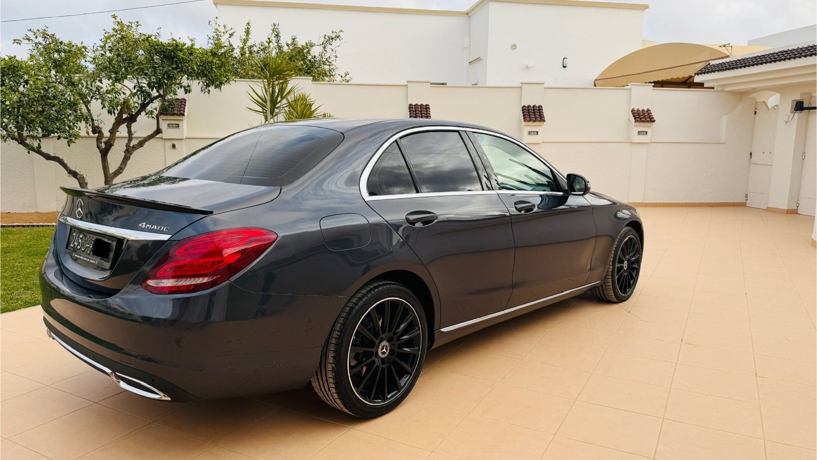 Mercedes-Benz Classe C Avantgarde à sousse - Photo 6