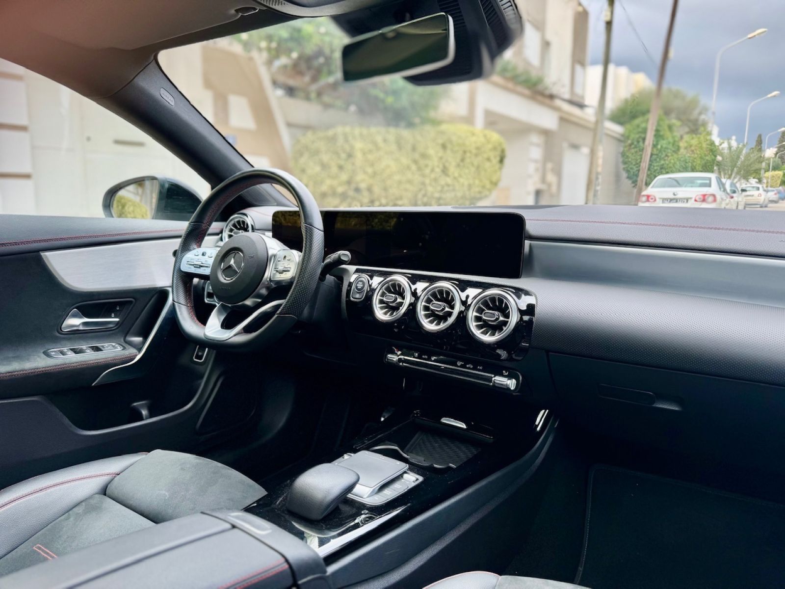 Mercedes-Benz CLA 250 e à sousse - Photo 17