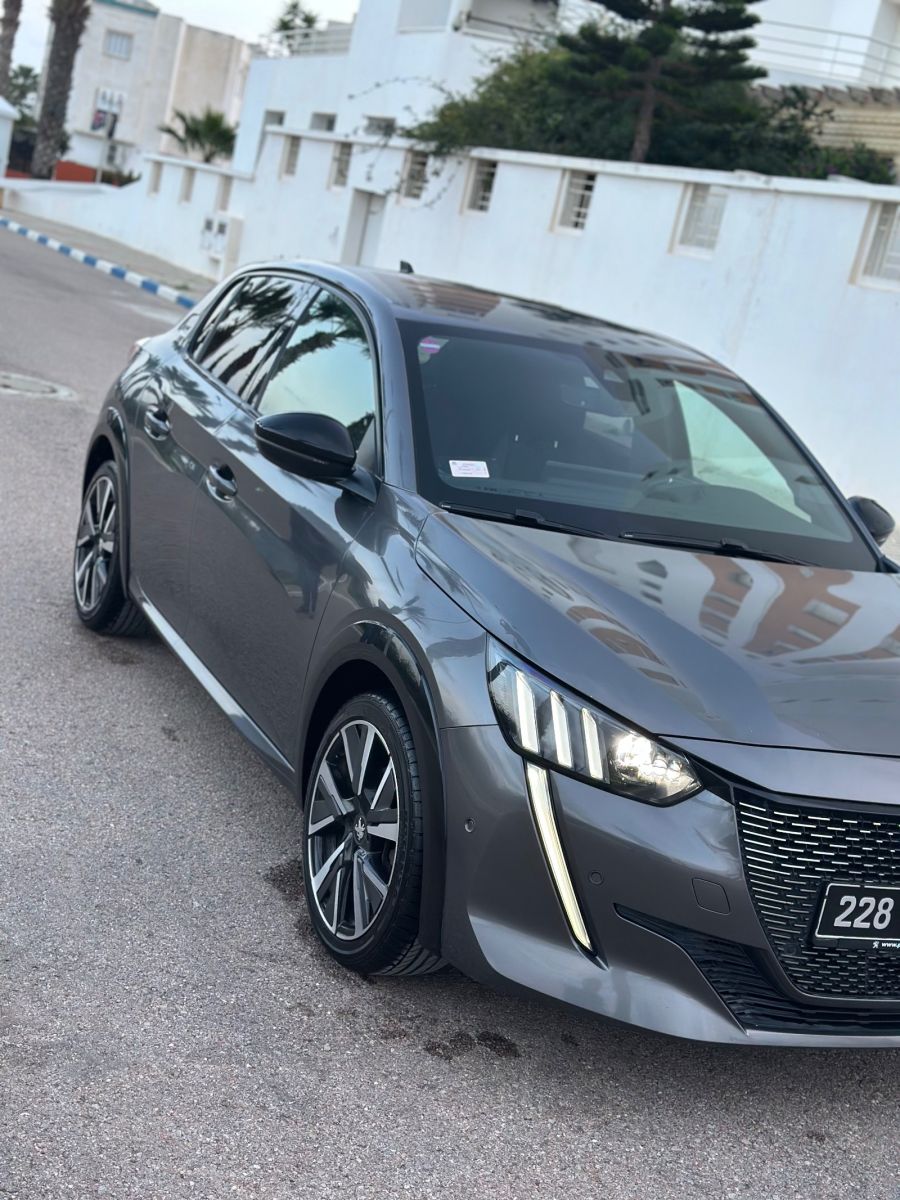 Peugeot 208 à Ben Arous - Photo 9