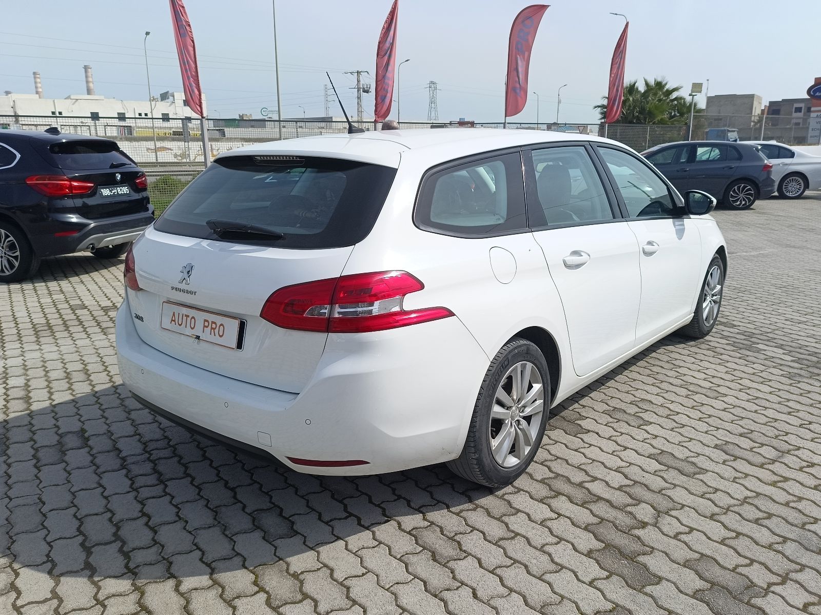 Peugeot 308 à Tunis - Photo 3