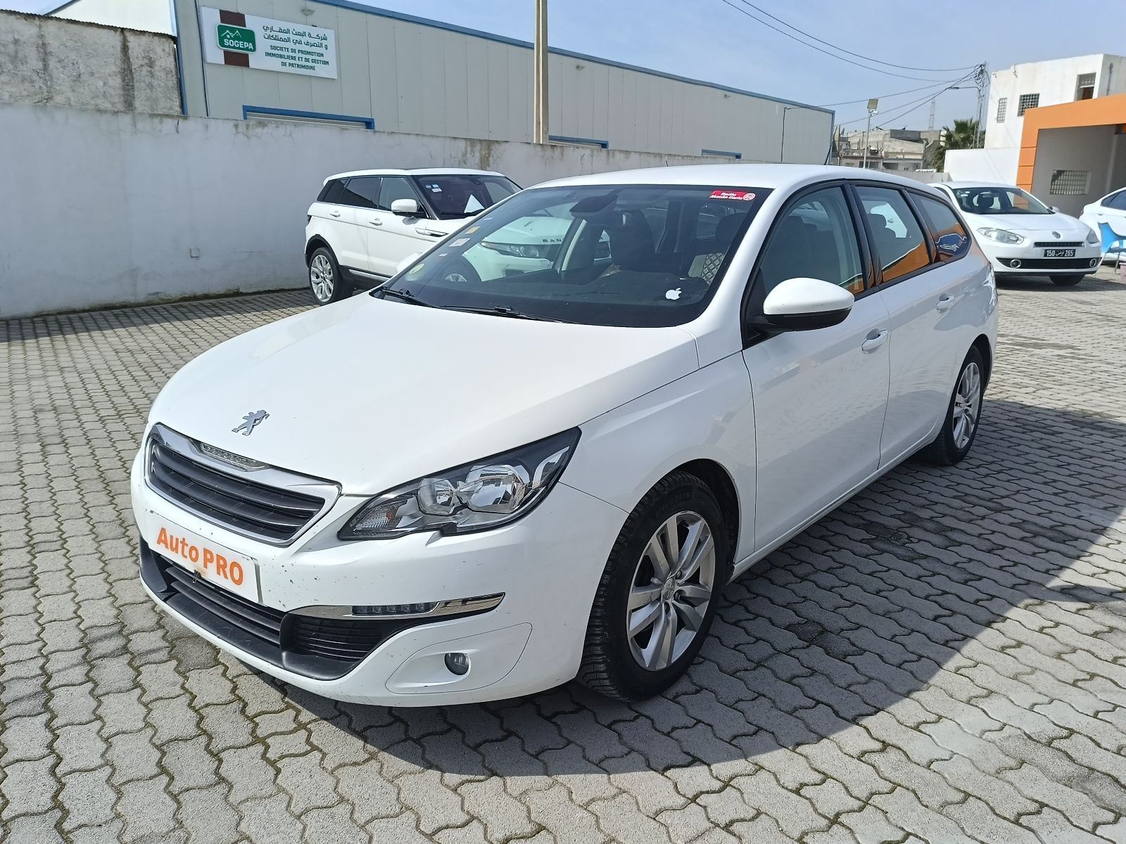 Peugeot 308 à Tunis - Photo 2
