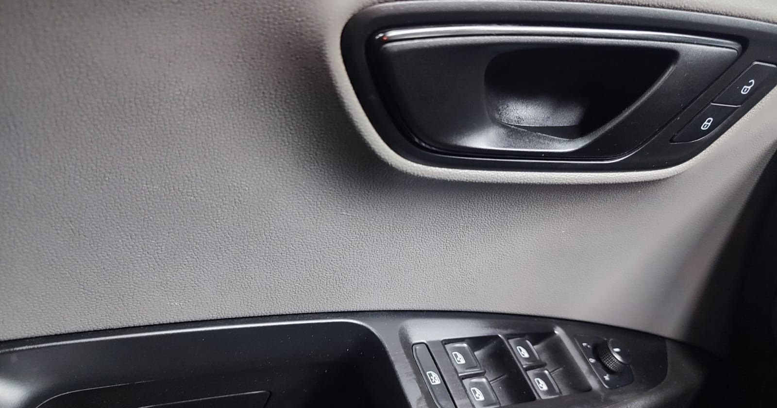 Seat Leon Style Plus à Tunis - Photo 3