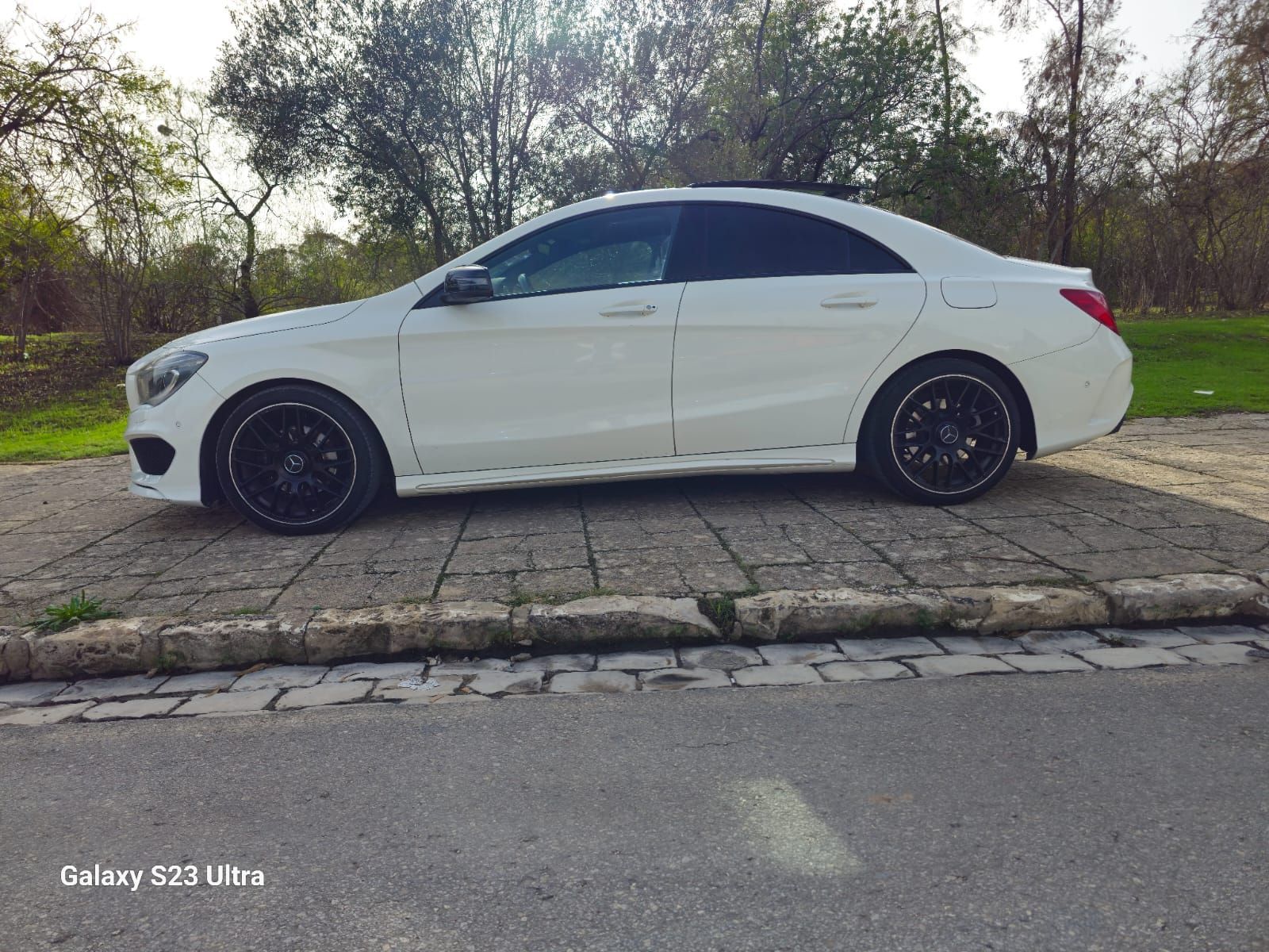 Mercedes-Benz CLA à Ariana - Photo 12