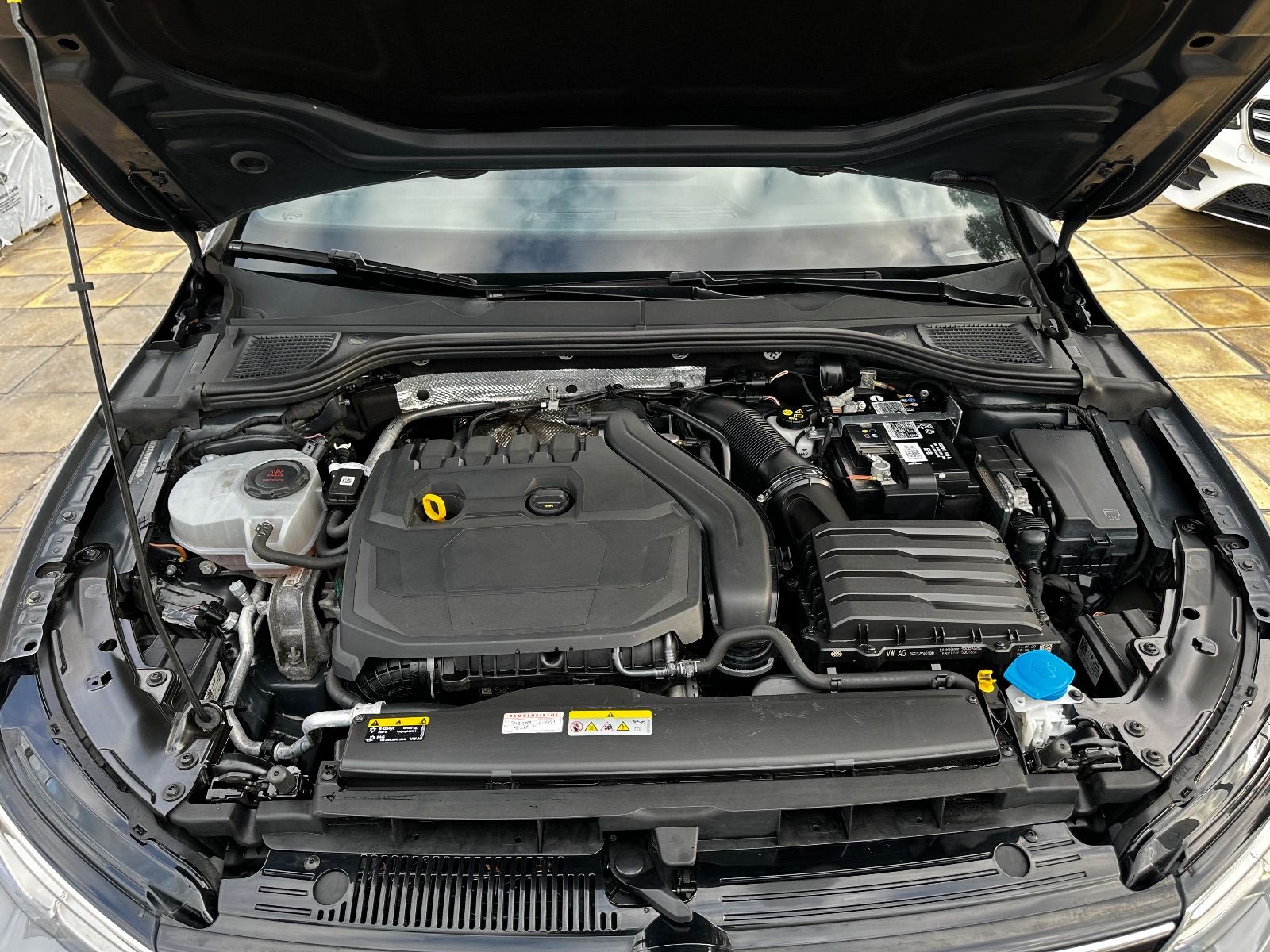 Volkswagen Golf 8 GTE à Tunis - Photo 17