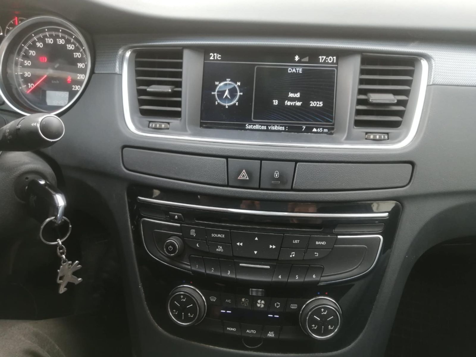 Peugeot 508 à Tunisie - Photo 9