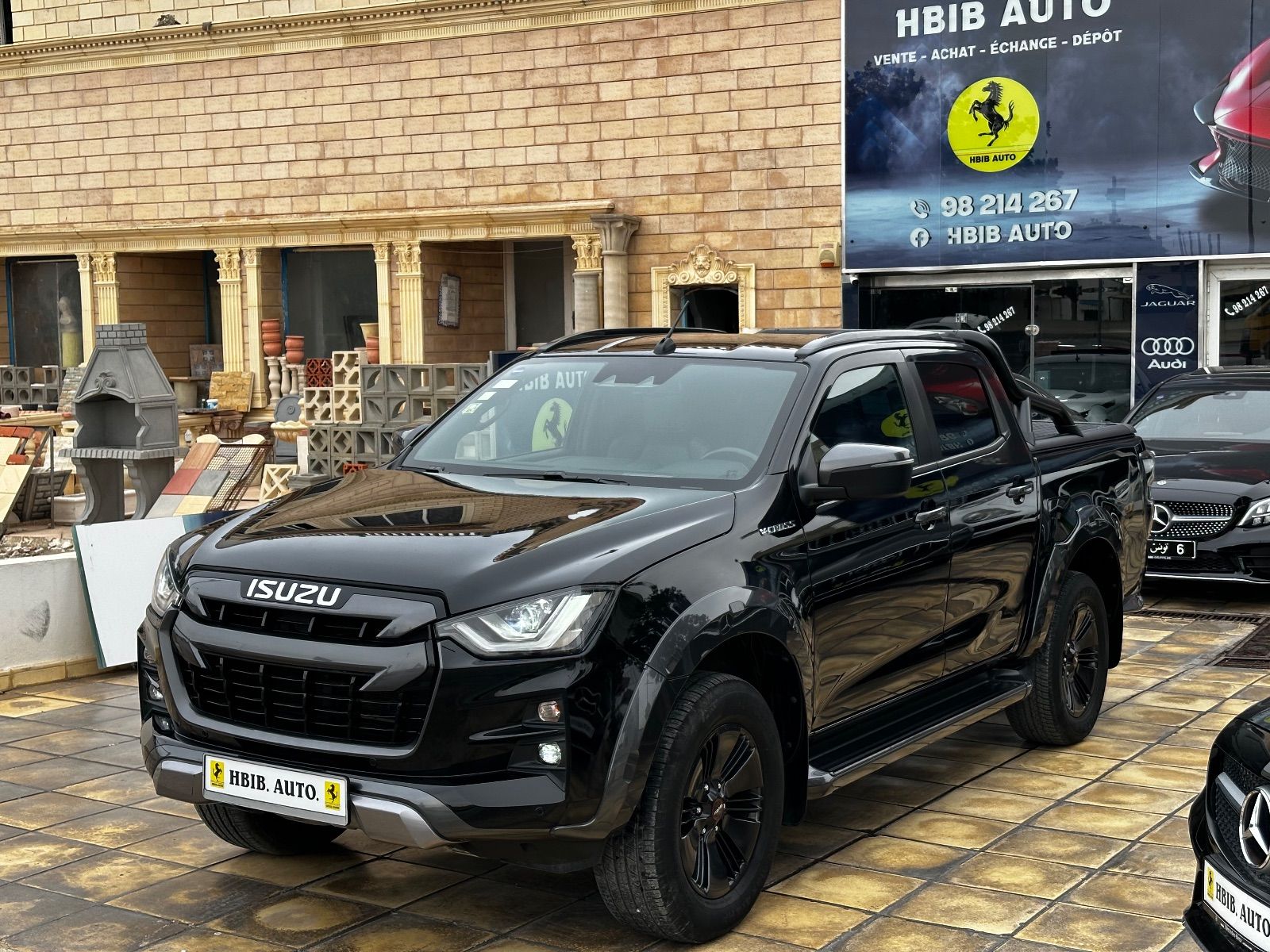 Isuzu D-Max Double Cabine V-Cross à Tunis - Photo 2