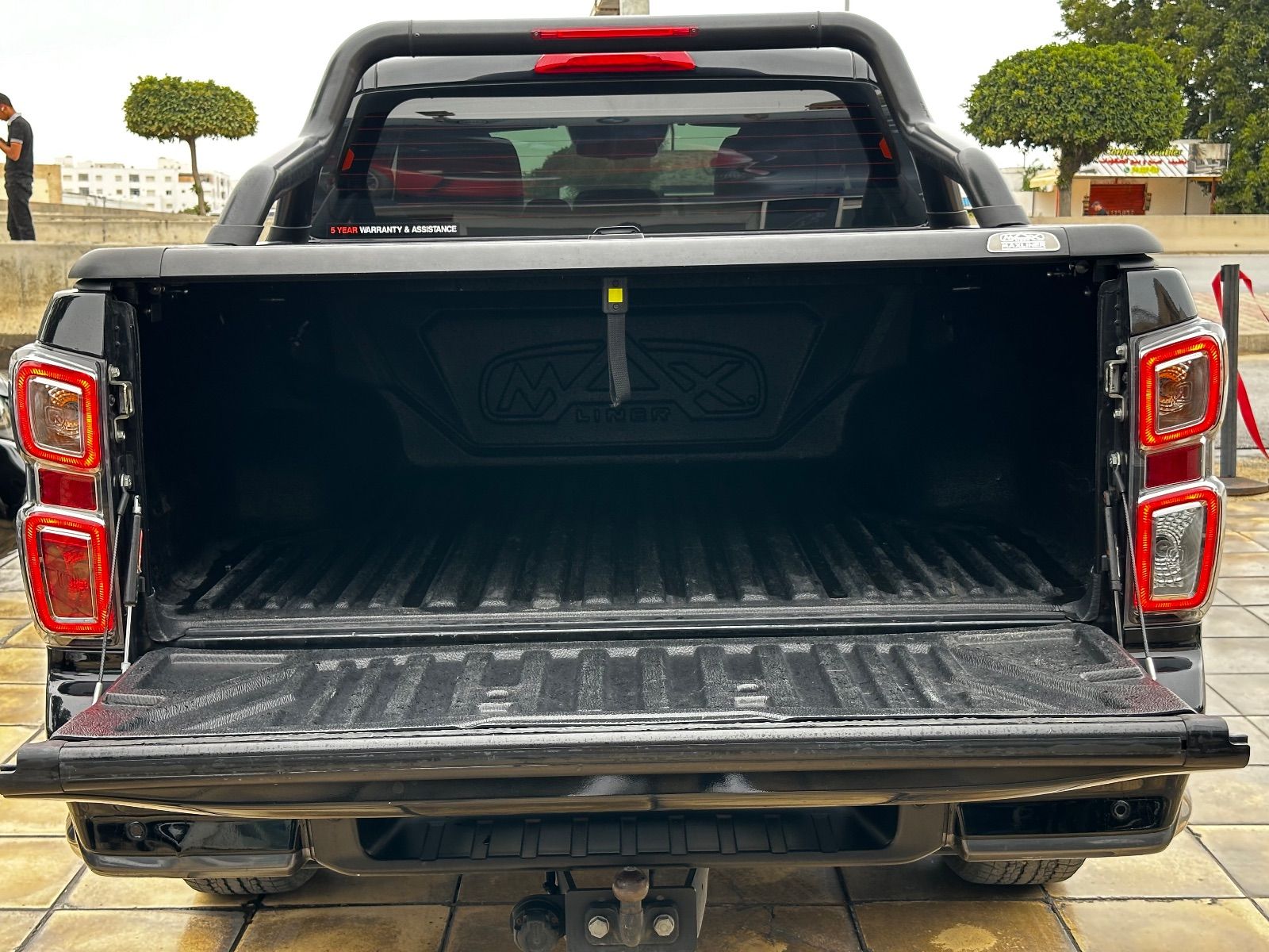 Isuzu D-Max Double Cabine V-Cross à Tunis - Photo 21