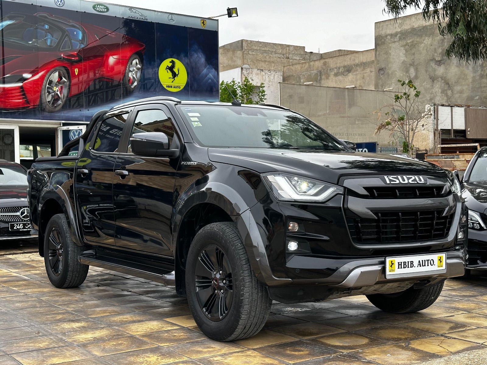 Isuzu D-Max Double Cabine V-Cross à Tunis - Photo 5
