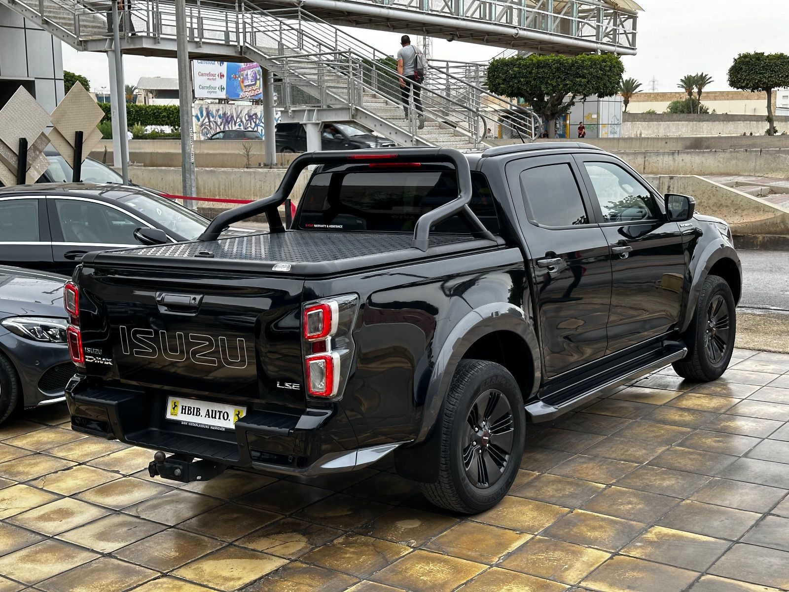 Isuzu D-Max Double Cabine V-Cross à Tunis - Photo 6