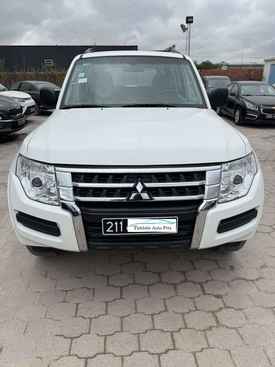 Mitsubishi Pajero LIMITED EDITION à Ariana - Photo 10