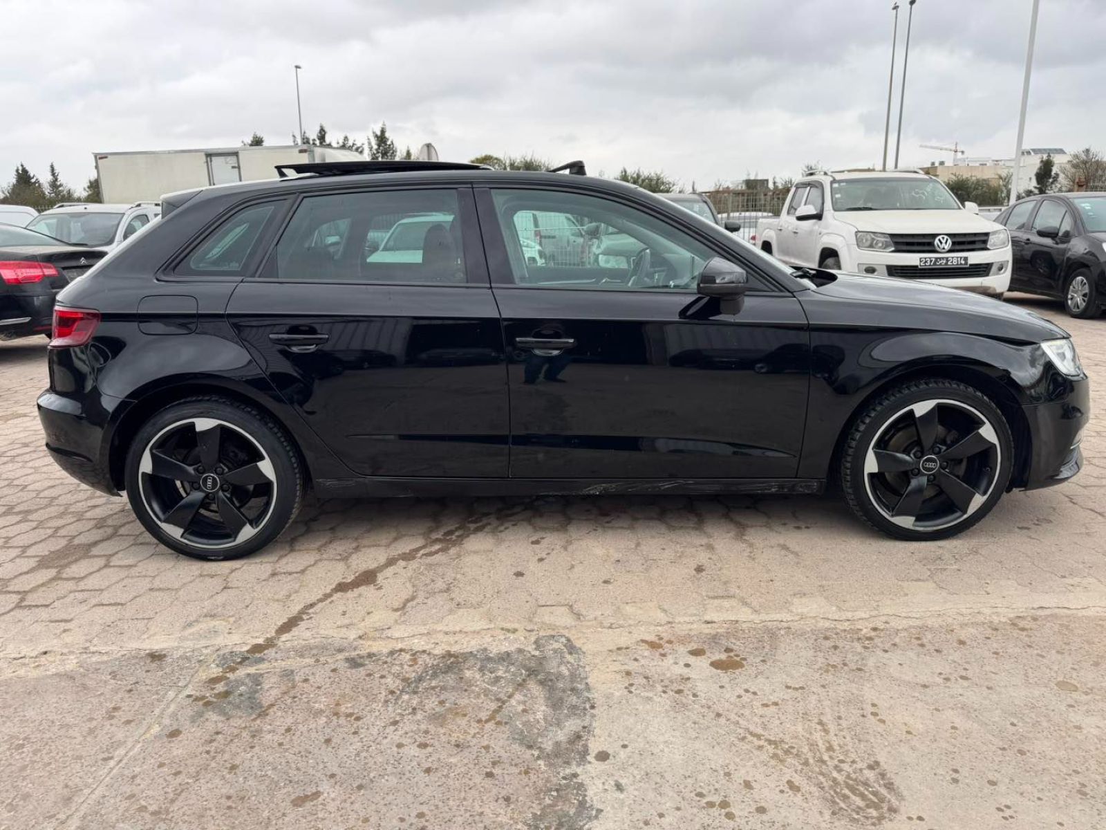Audi A3 à Nabeul - Photo 4