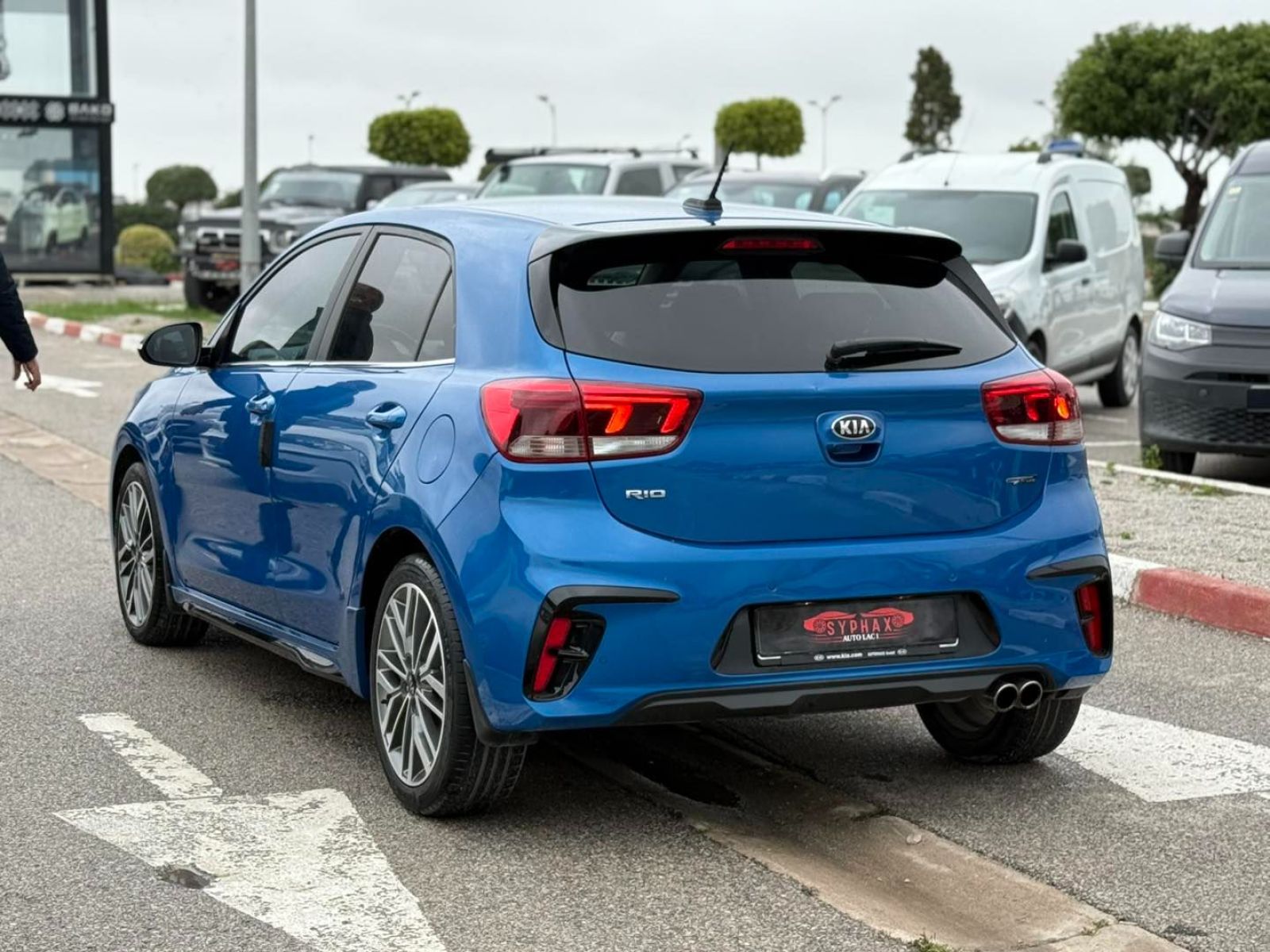 KIA Rio 5p GT-Line à Sfax - Photo 3