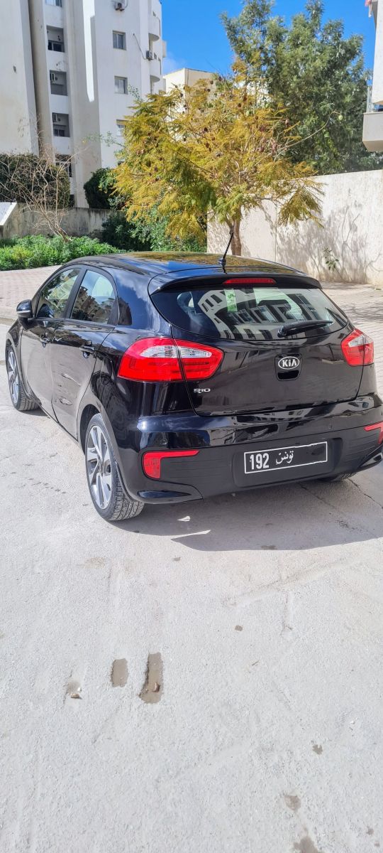 KIA Rio 5p à Tunis - Photo 9