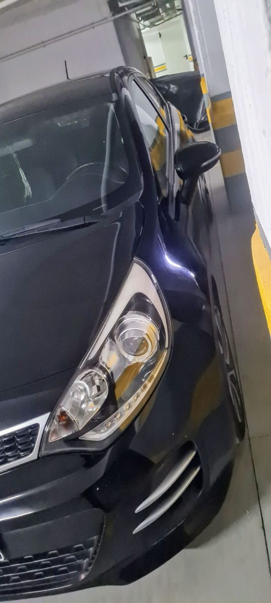 KIA Rio 5p à Tunis - Photo 5