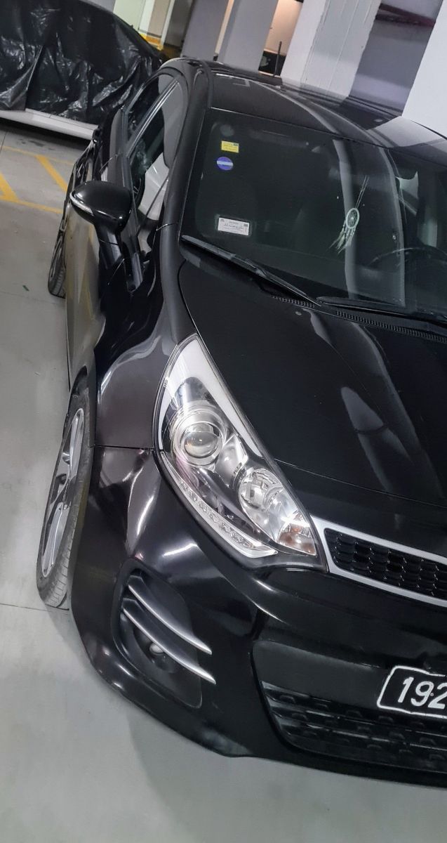 KIA Rio 5p à Tunis - Photo 4