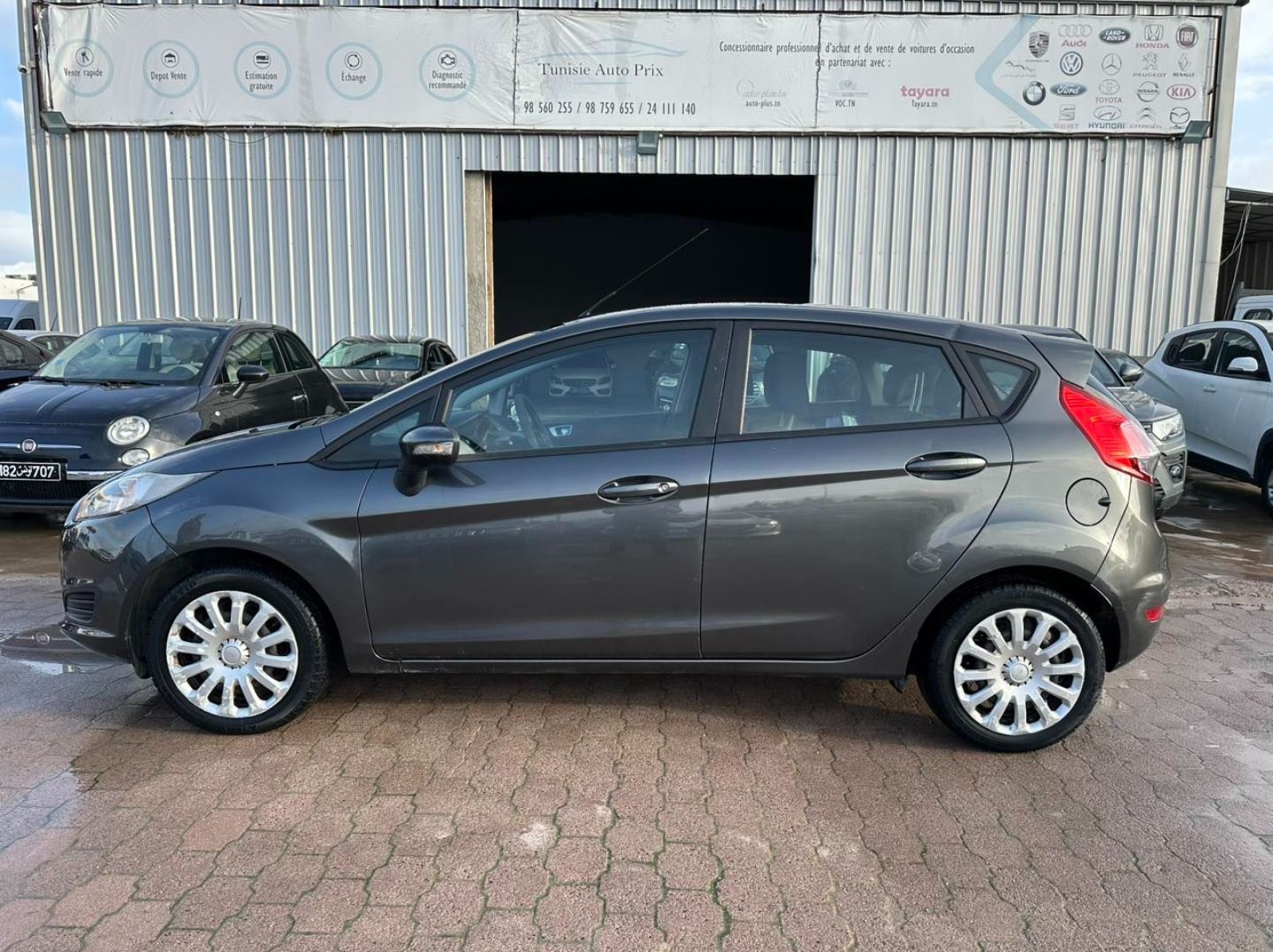Ford Fiesta Titanium Plus à Sfax - Photo 1