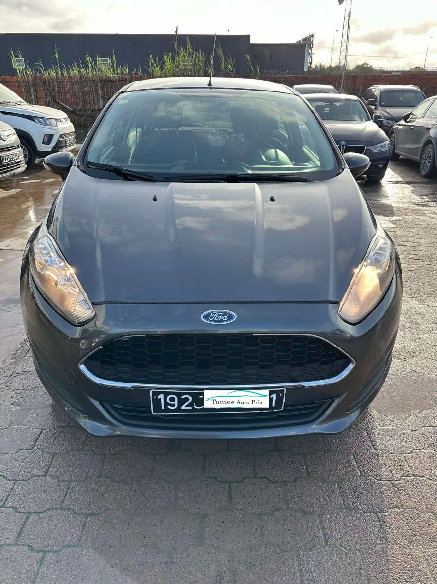 Ford Fiesta Titanium Plus à Sfax - Photo 10
