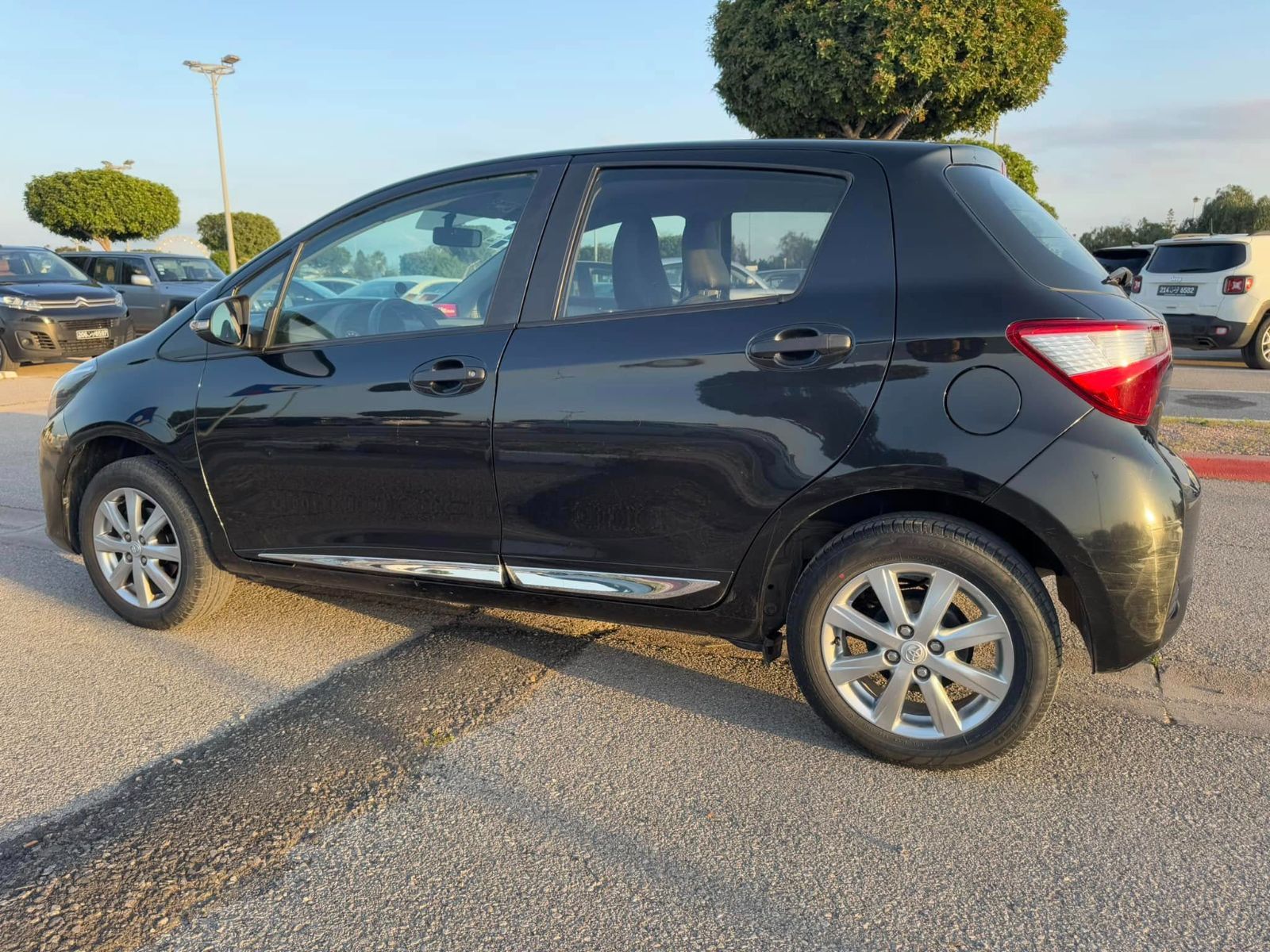 Toyota Yaris à Tunis - Photo 2