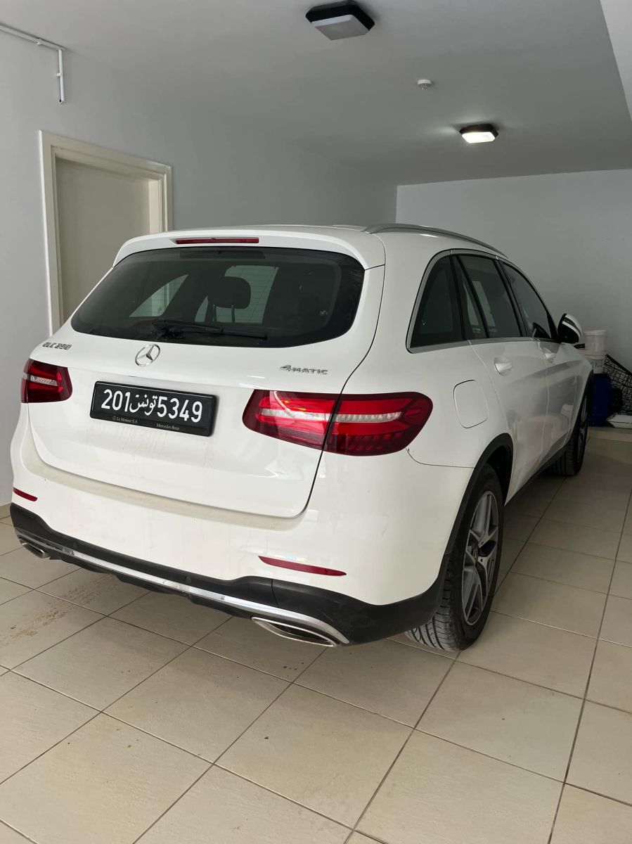 Mercedes-Benz GLC AMG à Tunis - Photo 2