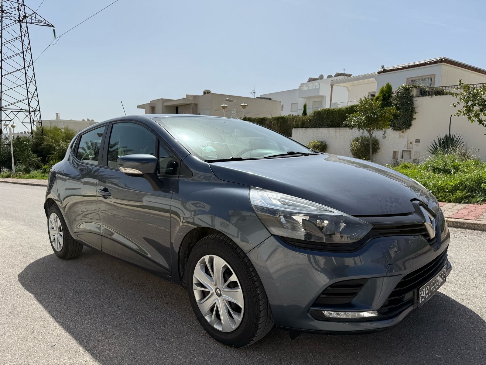 Renault Clio Edition à Sfax - Photo 2