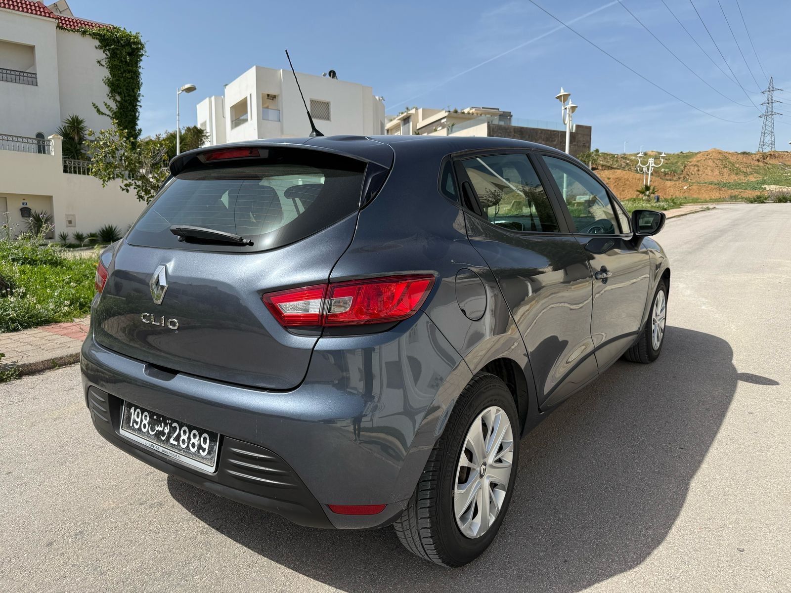Renault Clio Edition à Sfax - Photo 5