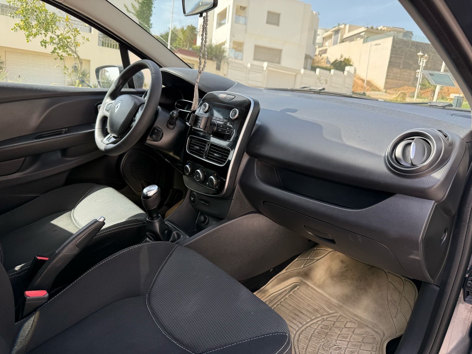 Renault Clio Edition à Sfax - Photo 6