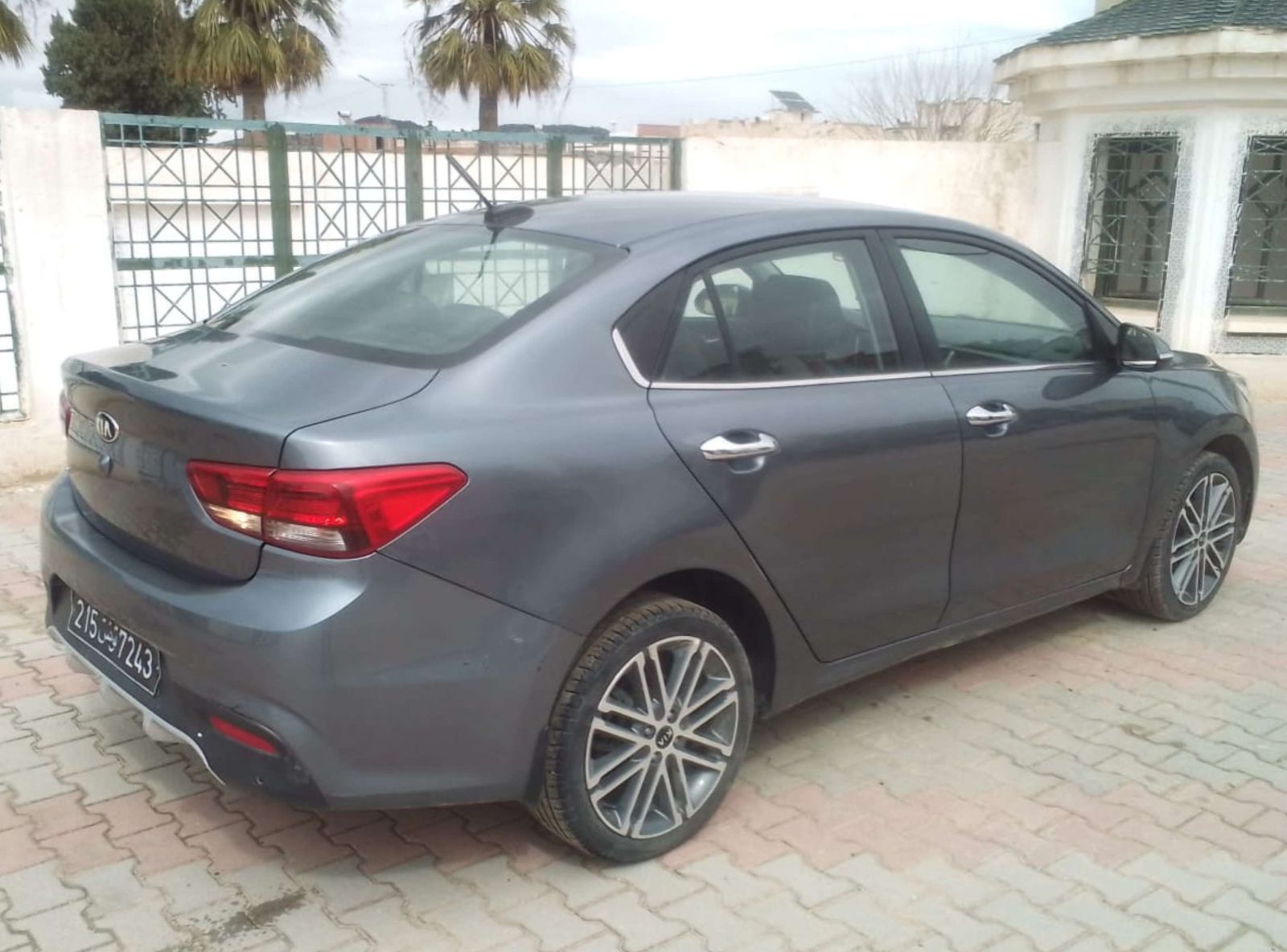 KIA Rio Berline LX à Beja - Photo 5