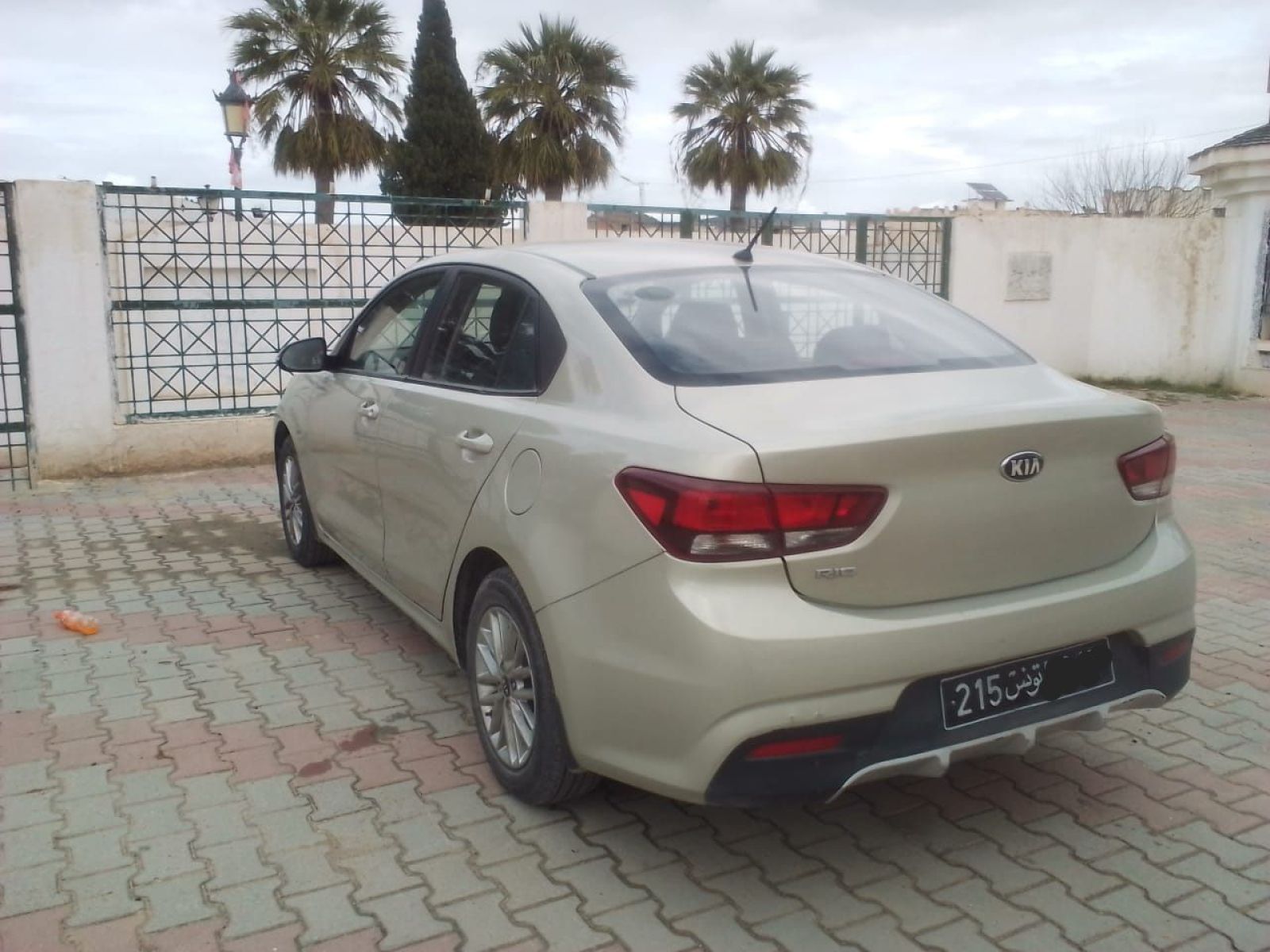 KIA Rio Berline LX à Beja - Photo 5