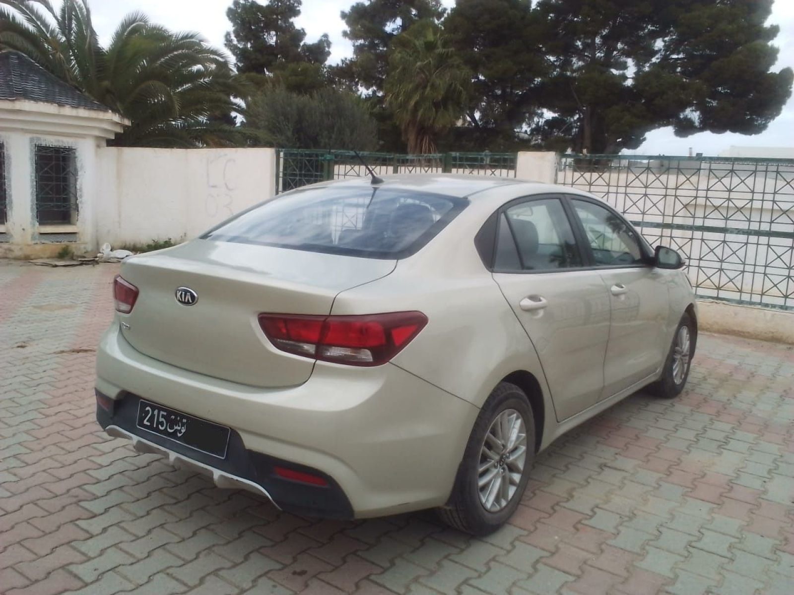 KIA Rio Berline LX à Beja - Photo 6