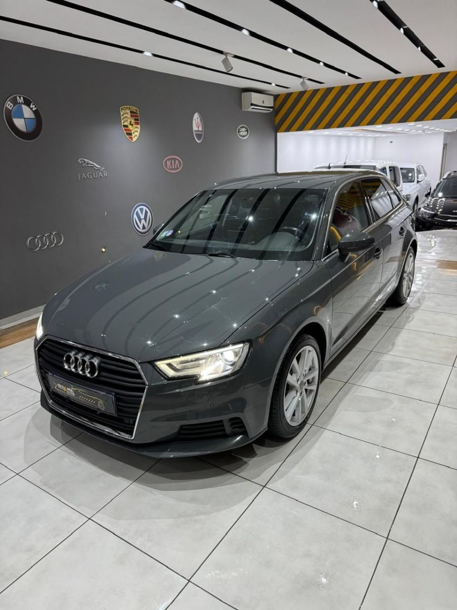 Audi A3 S à Gafsa - Photo 19