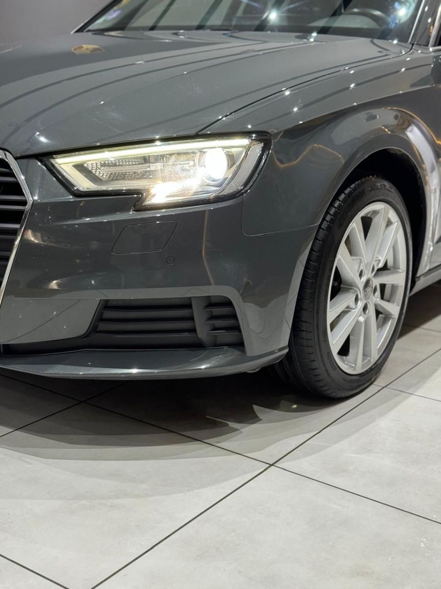 Audi A3 S à Gafsa - Photo 4