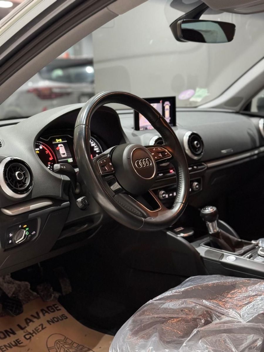 Audi A3 S à Gafsa - Photo 25