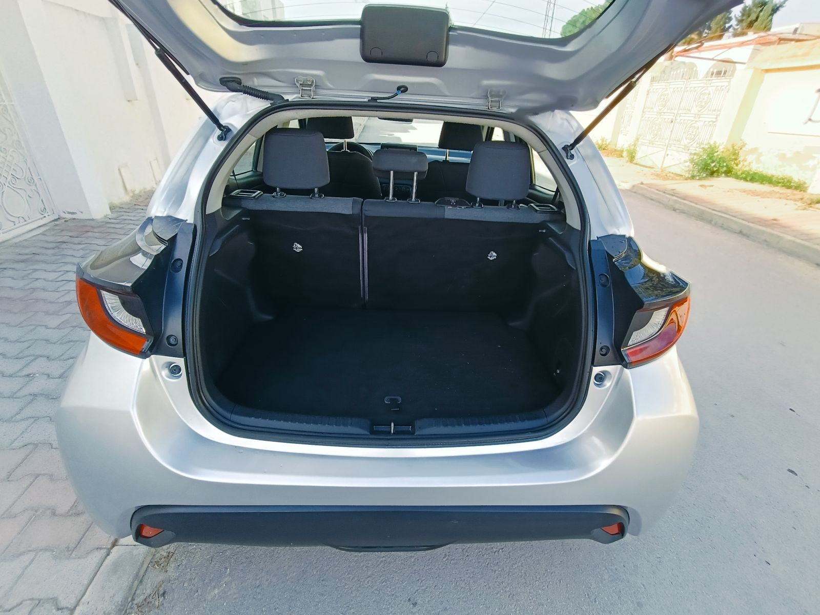Toyota Yaris France à Tunis - Photo 11