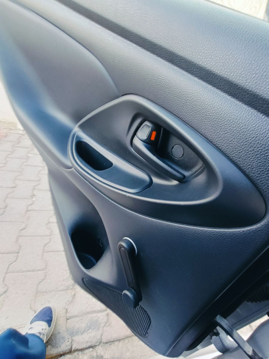 Toyota Yaris France à Tunis - Photo 8