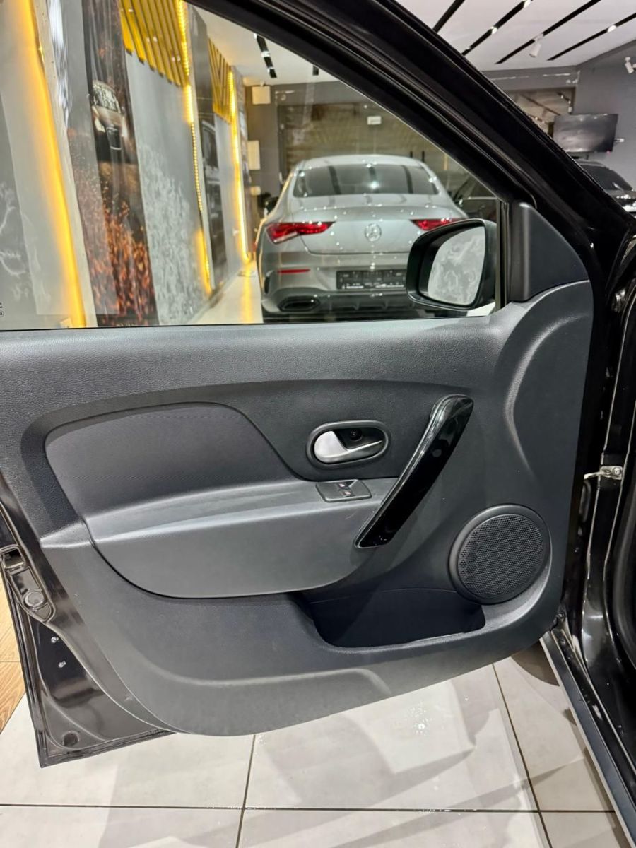 Dacia Sandero Stepway à Nabeul - Photo 8