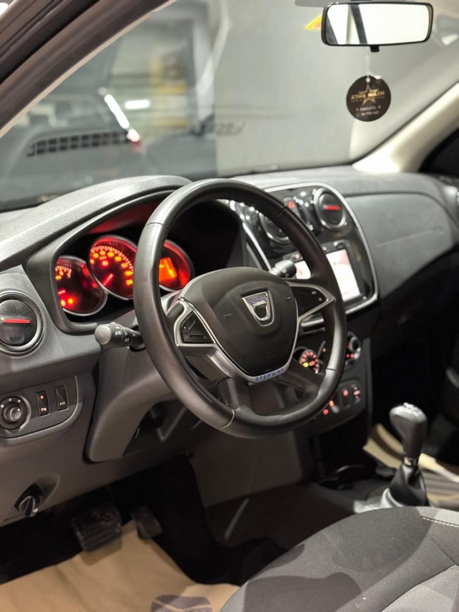 Dacia Sandero Stepway à Nabeul - Photo 11