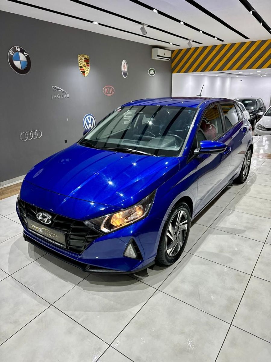 Hyundai i20 GLS High Grade à Sfax - Photo 2