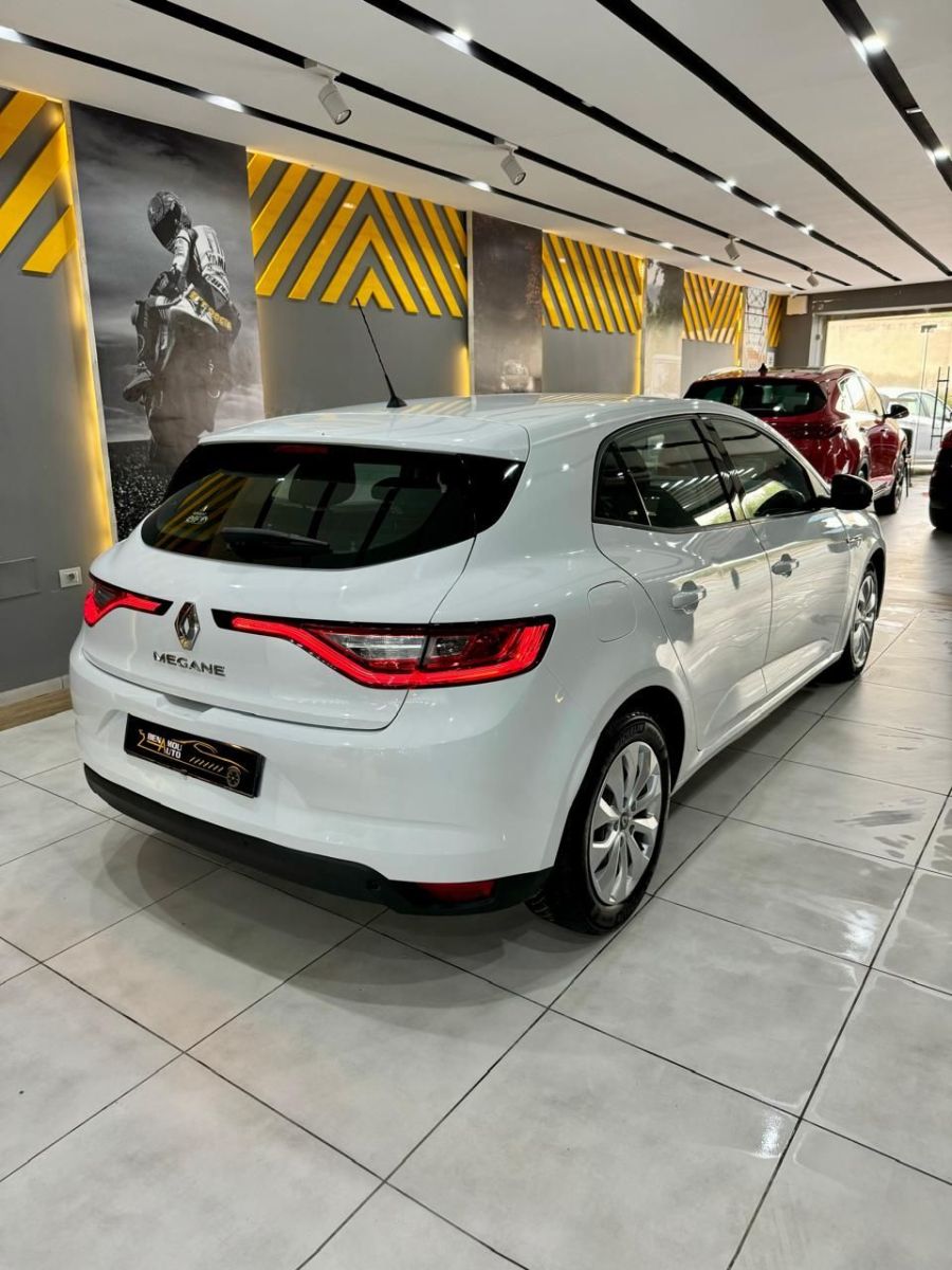 Renault Megane 4 Diesel à Tunis - Photo 4