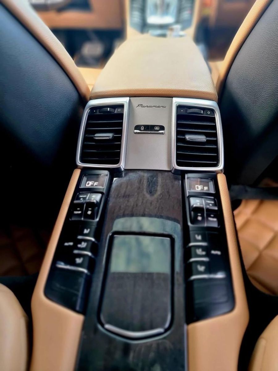 Porsche Panamera Executive à Tunis - Photo 5