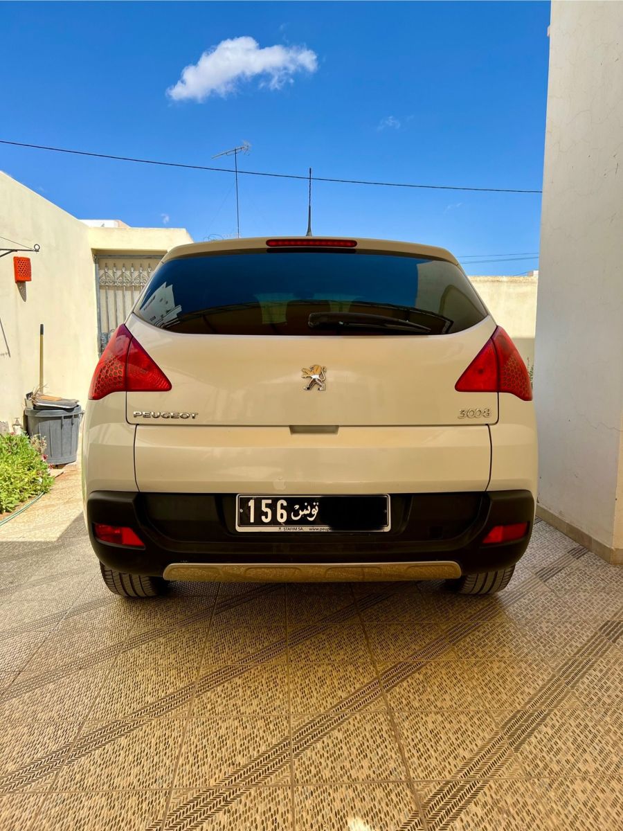 Peugeot 3008 Premium Blanc nacré à Nabeul - Photo 3