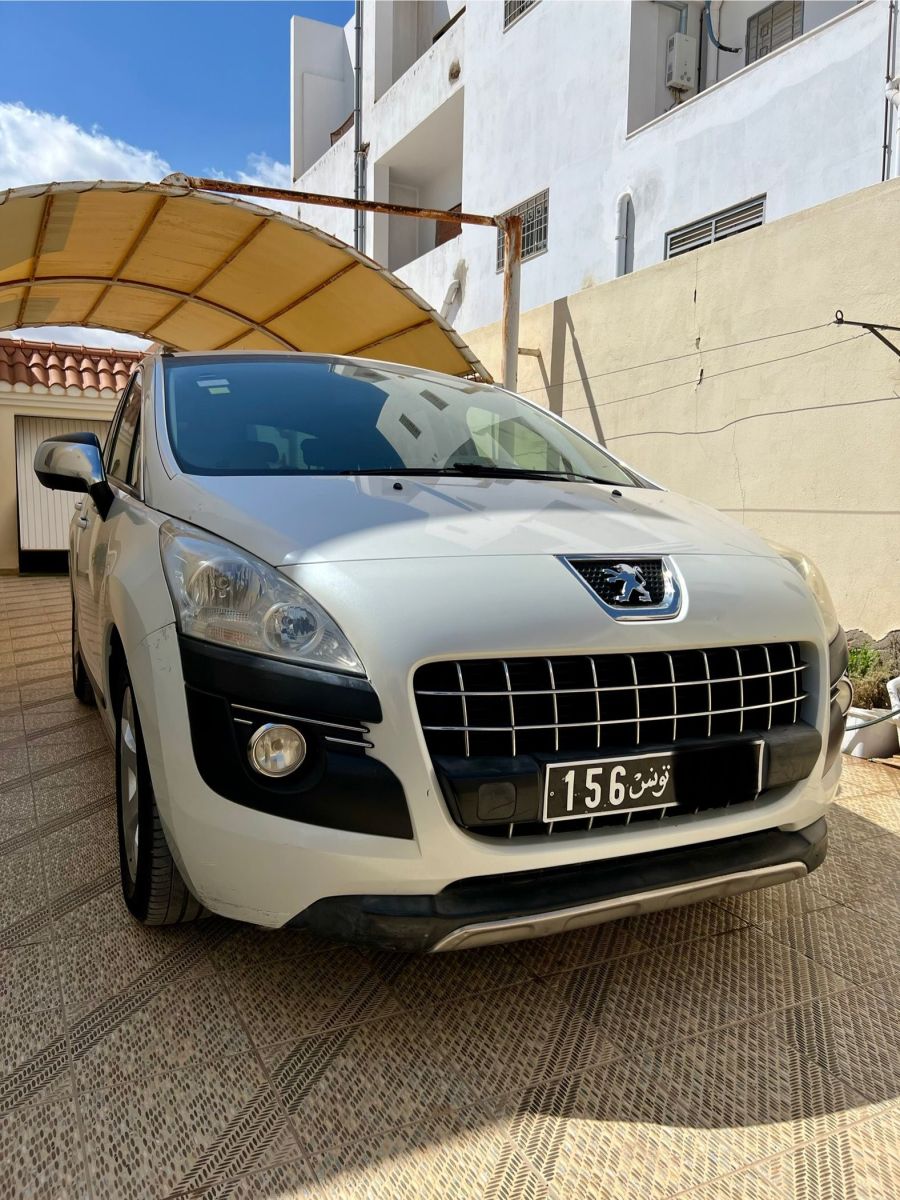 Peugeot 3008 Premium Blanc nacré à Nabeul - Photo 2