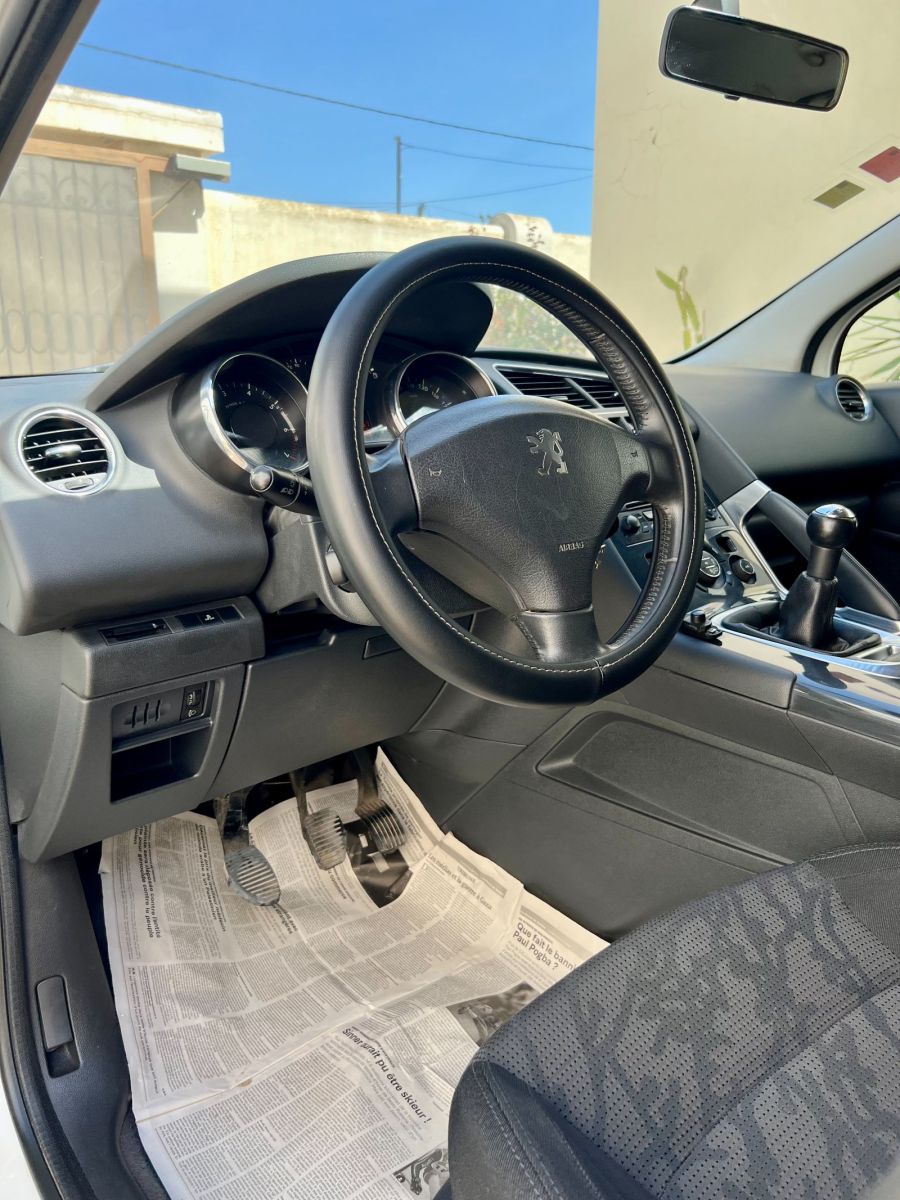 Peugeot 3008 Premium Blanc nacré à Nabeul - Photo 10