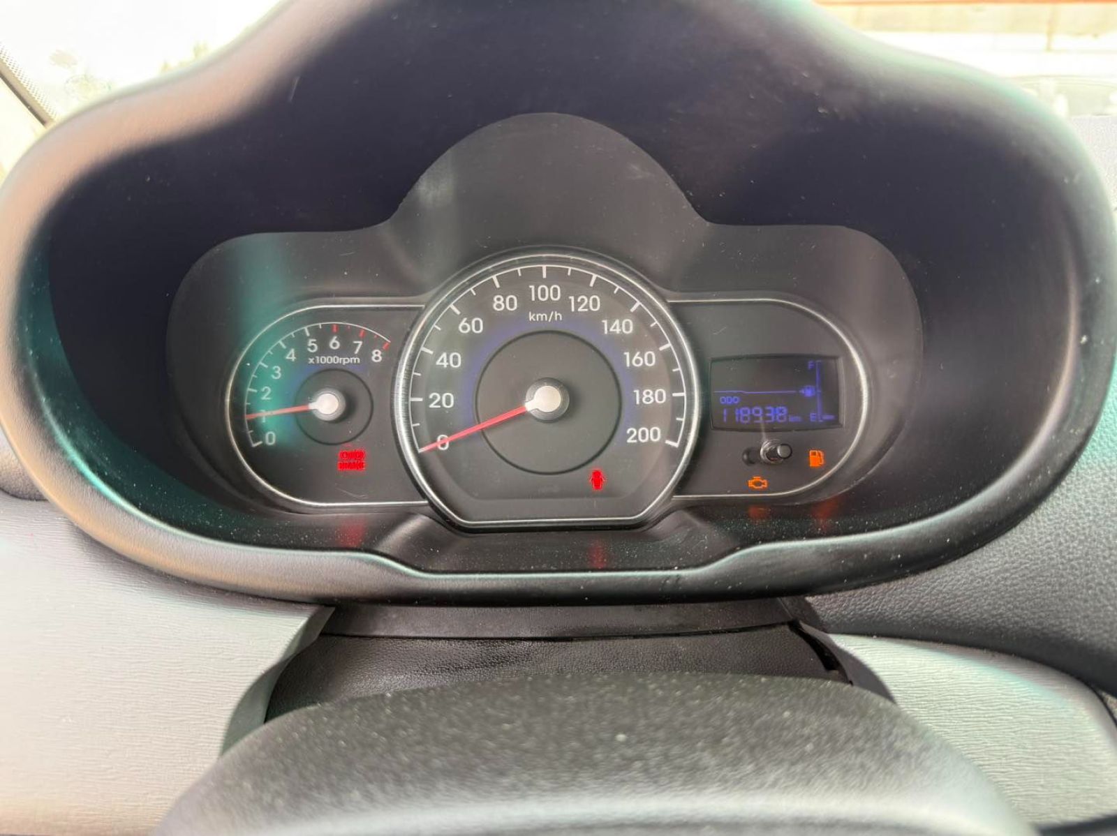 Hyundai i10 à Tunis - Photo 9