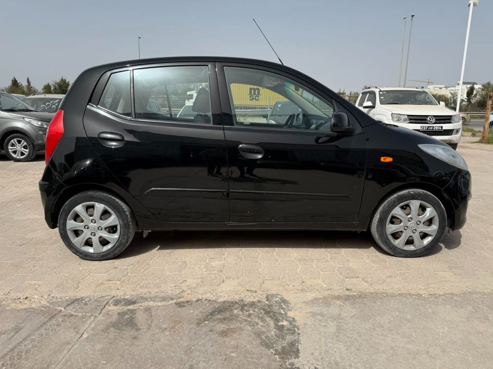 Hyundai i10 à Tunis - Photo 4