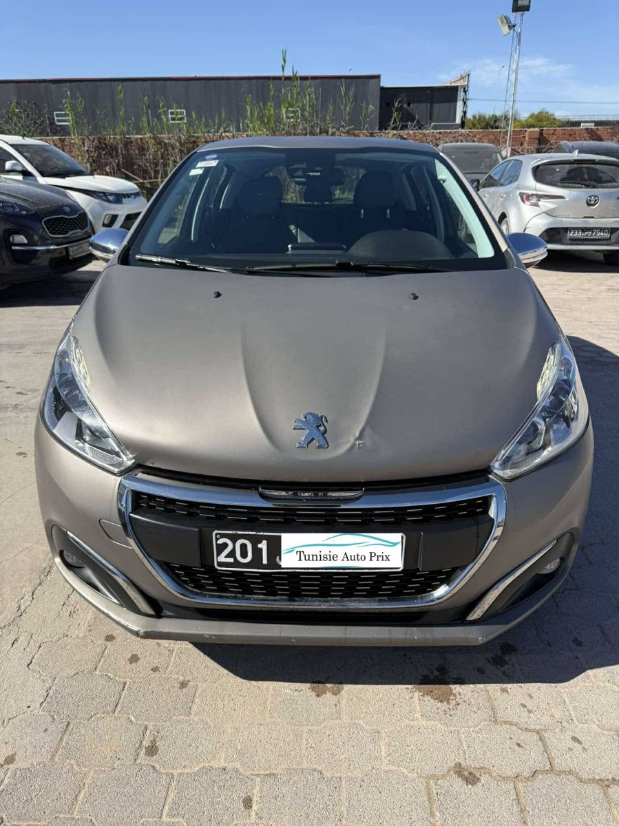 Peugeot 208 à Ben Arous - Photo 10