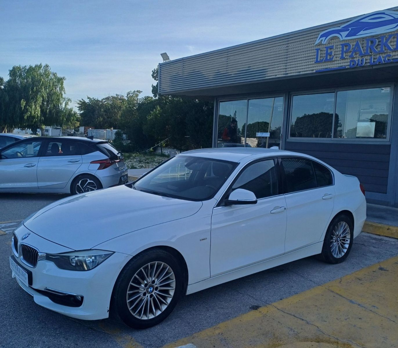 BMW Série 3 à Tunis - Photo 2