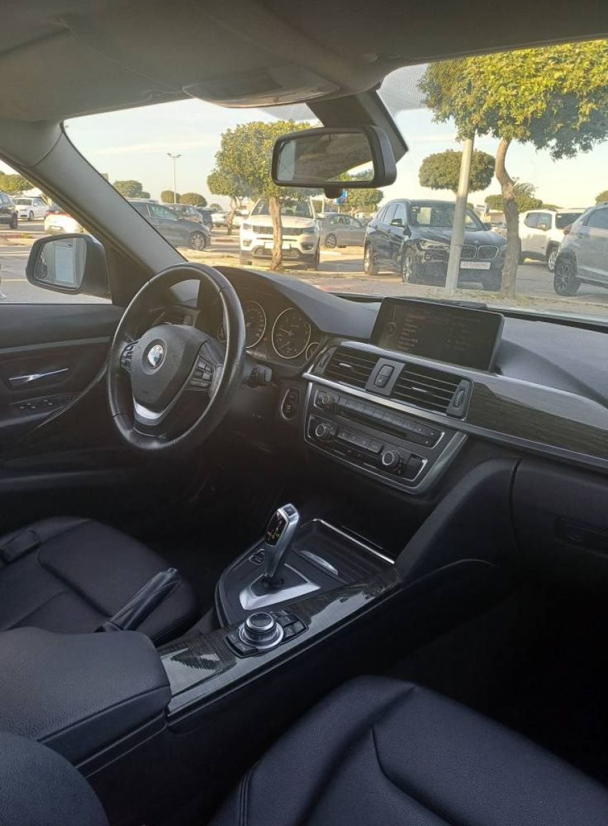 BMW Série 3 à Tunis - Photo 8