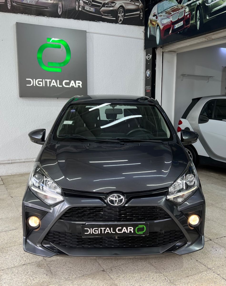 Toyota Agya à Tunis - Photo 2