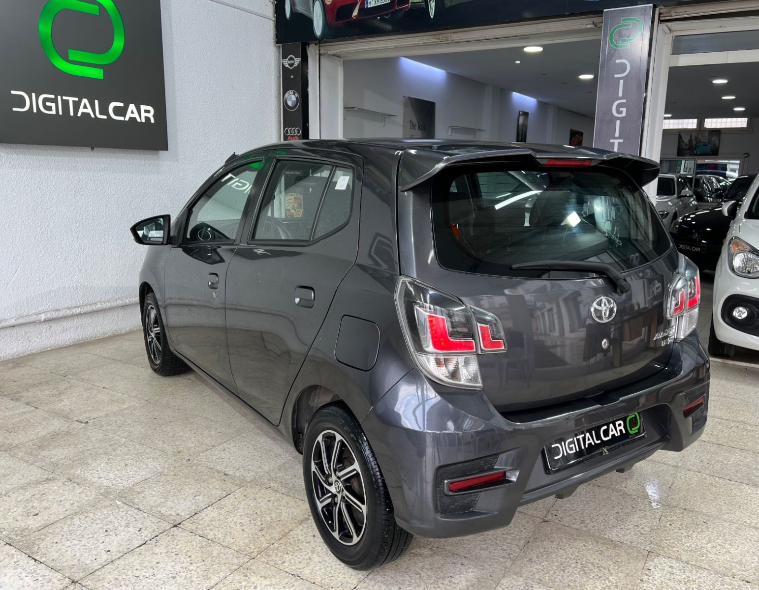 Toyota Agya à Tunis - Photo 15